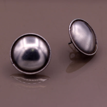 High quality 925 sterling silver plain style handmade round design fabulous Stud earrings tribal jewelry from Rajasthan india  s526 - TRIBAL ORNAMENTS