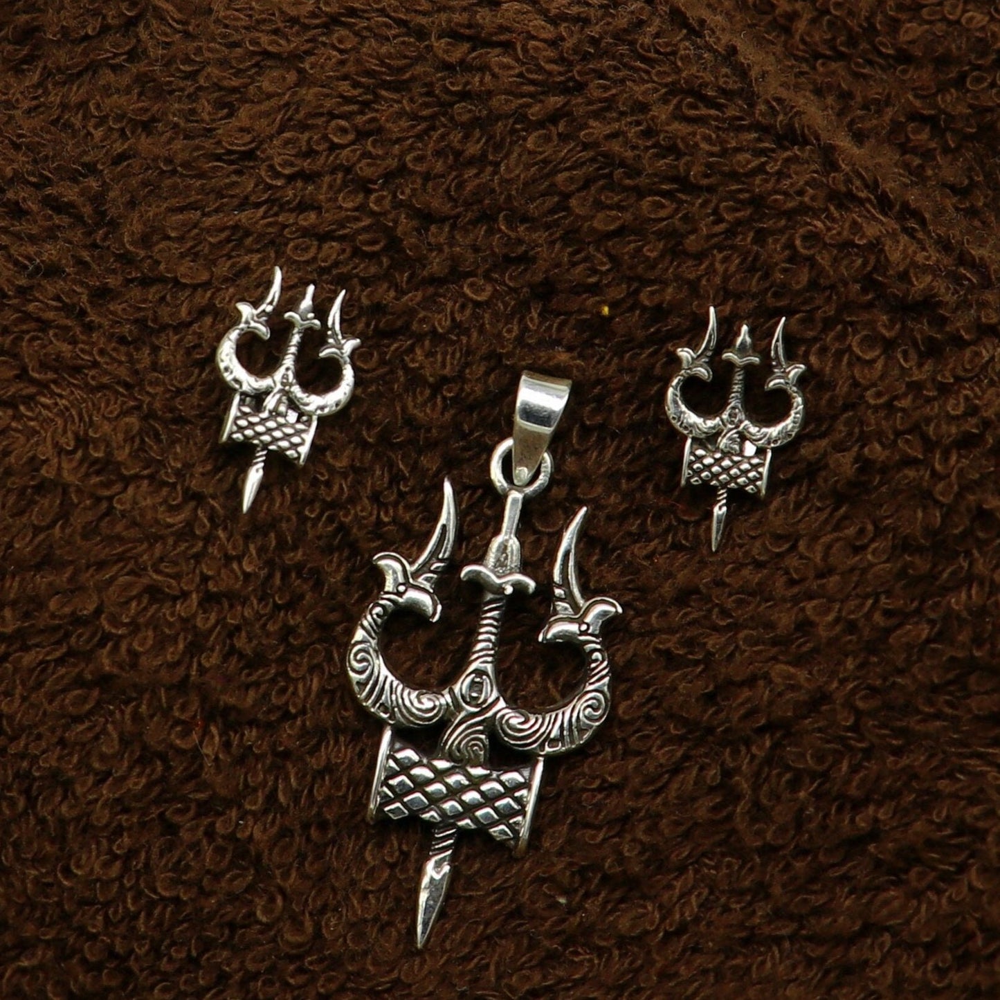 Idol lord Shiva trident damaru shape 925 sterling silver customized designer pendant with stud, gorgeous stylish best gifting pendant ssp359 - TRIBAL ORNAMENTS