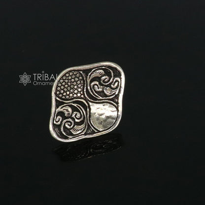 Sterling silver Indian classical floral design adjustable ring with tribal ethnic style, ideal for Navratri jewelry.