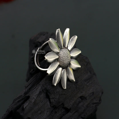 Handmade silver Indian tribal ring with intricate vintage design, adjustable fit, perfect for belly dance or cultural jewelry.