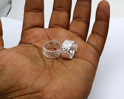 Indian handmade solid silver spiral toe rings pair with tribal and boho design, perfect for belly dance and ethnic jewelry styles.