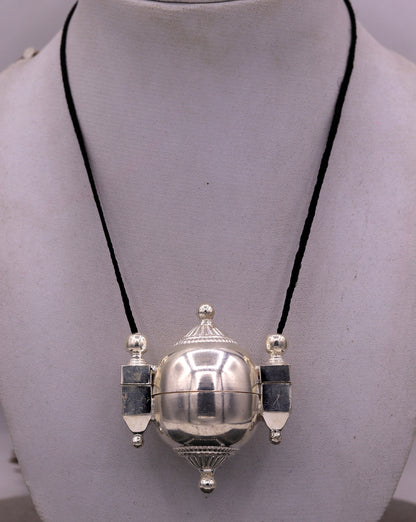 Sterling silver Lord Shiva Lingam pendant in a decorative box, traditional jewelry from Rajasthan India by TRIBAL ORNAMENTS