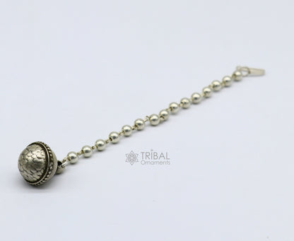 Traditional Indian vintage-style mangtika hair jewelry in 925 sterling silver with intricate tribal design for ethnic elegance.