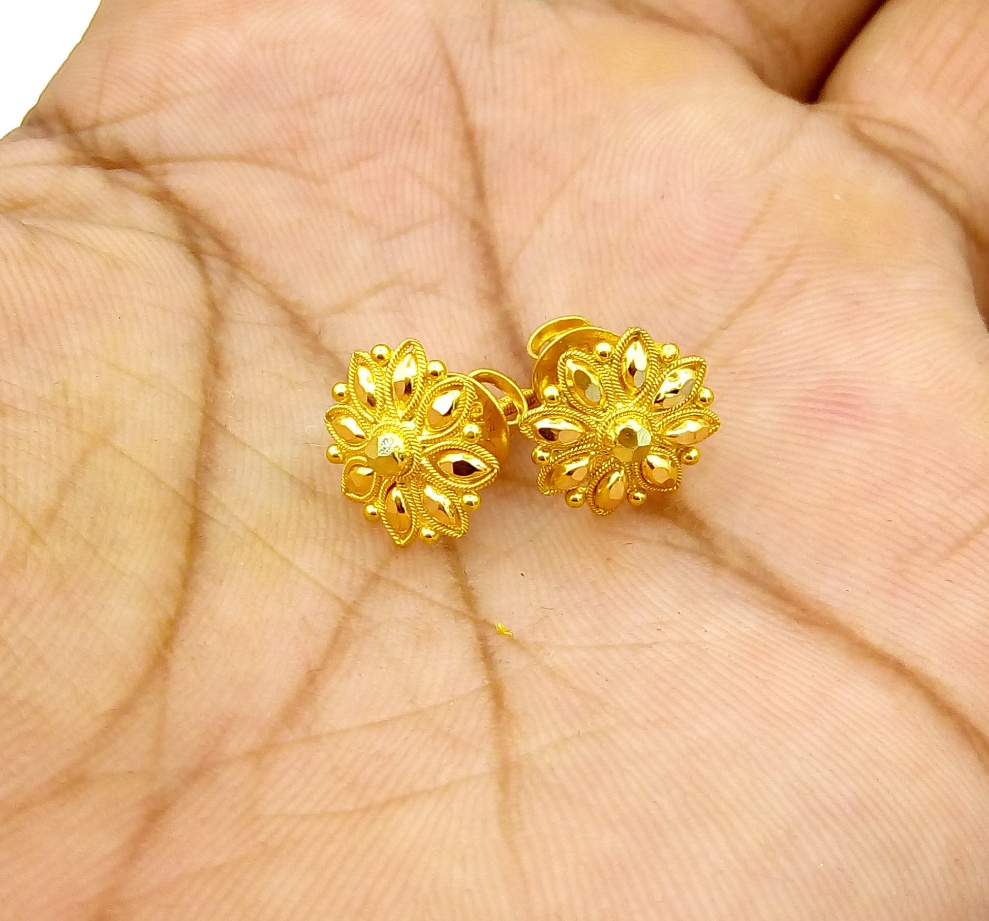 Indian traditional design handmade fabulous flower design 22 k 22 carat yellow gold hand carved  stud earring for women's jewelry - TRIBAL ORNAMENTS