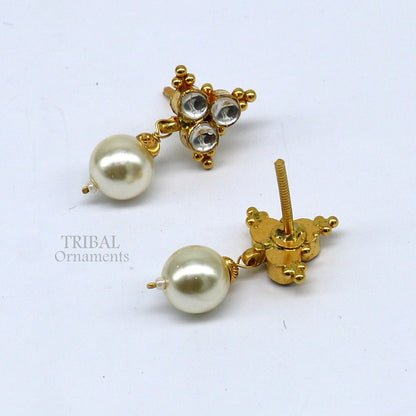Indian traditional handmade Kundan work 22K yellow gold stud earrings with hanging pearls, intricate design, TRIBAL ORNAMENTS ER168