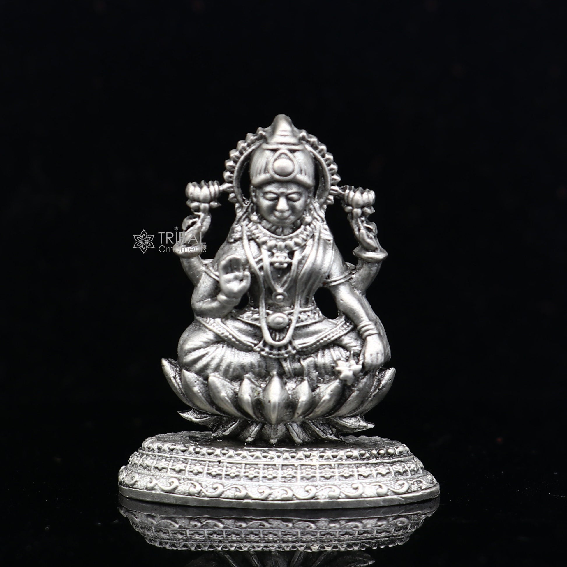 Kamlasan Goddess Lakshmi Divine statue figurine for puja,best way for Diwali festival puja or worshipping for wealth and prosperity art740 - TRIBAL ORNAMENTS