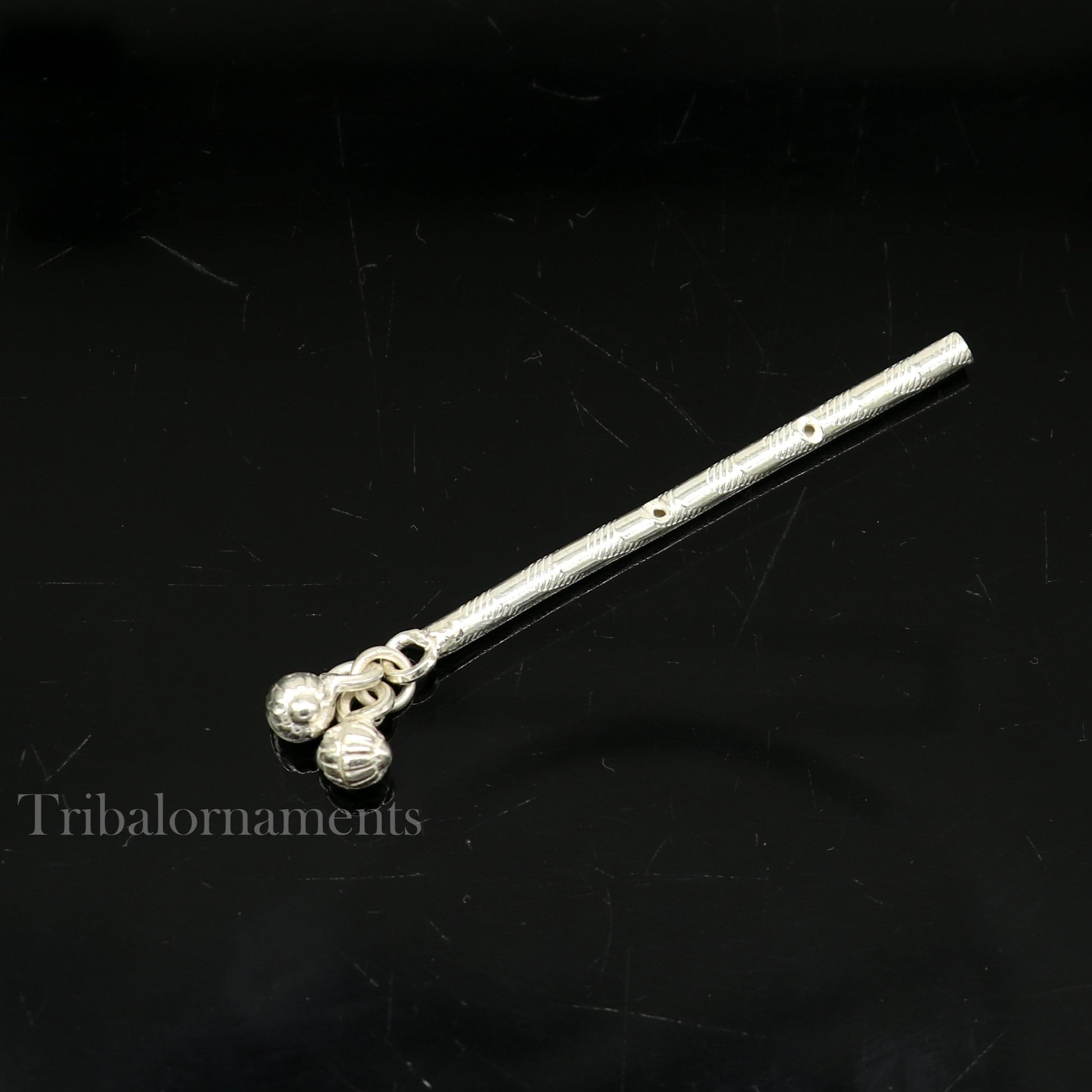 Krishna flute Solid sterling silver handmade idol krishna flute, silver bansuri, laddu gopala flute, little krishna flute puja art su503 - TRIBAL ORNAMENTS