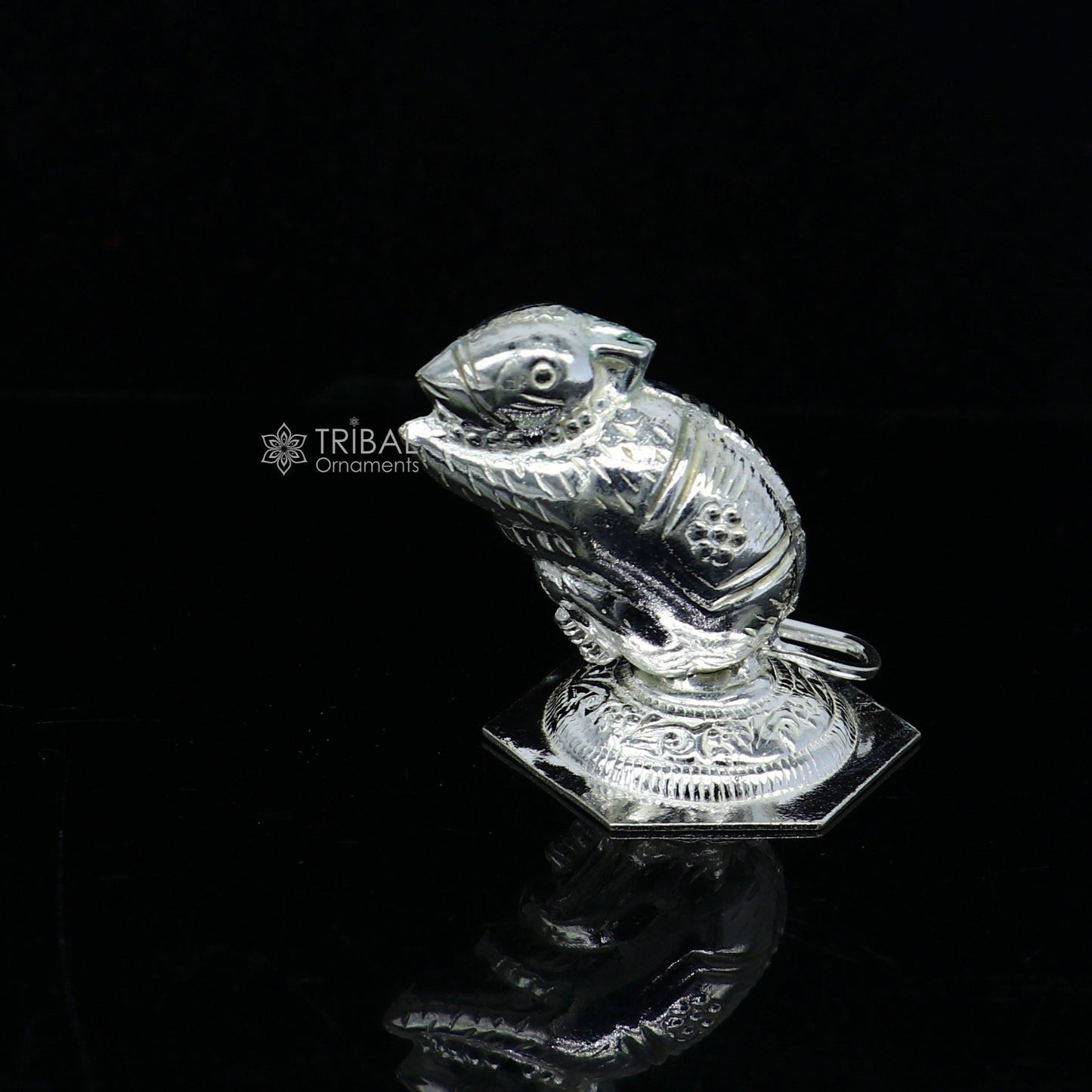 Small Lord Ganesha Vahan Mushak Maharaj statue in 925 sterling silver, handmade for puja, divine gift, detailed religious ornament