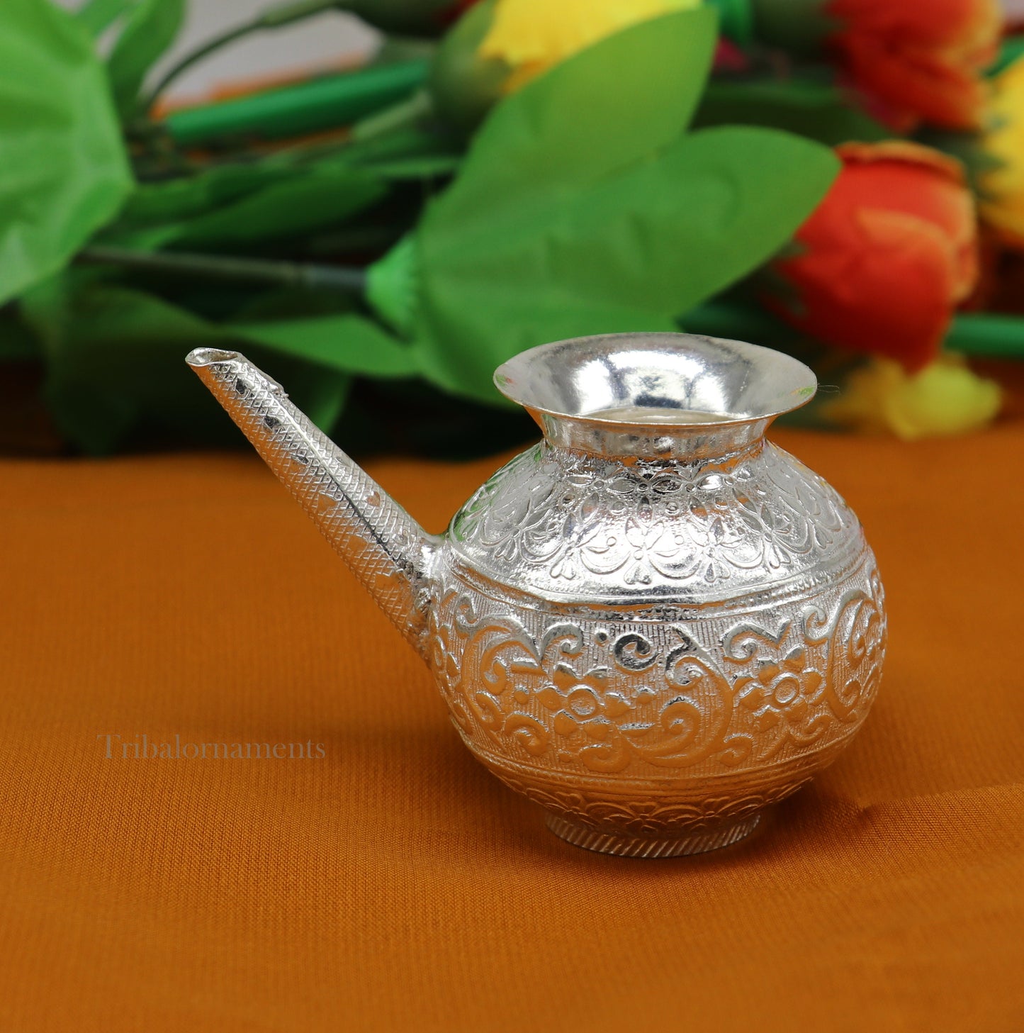 Lord Shiva Abhishek pot, best designer nozzle sold silver kalash puja utensils article from, best diwali puja article for home temple su537 - TRIBAL ORNAMENTS