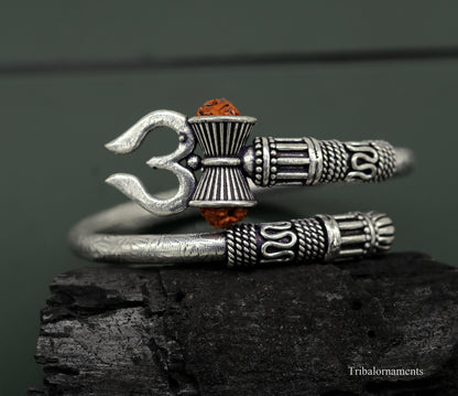 Sterling silver Lord Shiva trident design bangle cuff bracelet with oxidized finish, unisex handmade jewelry by Tribal Ornaments.