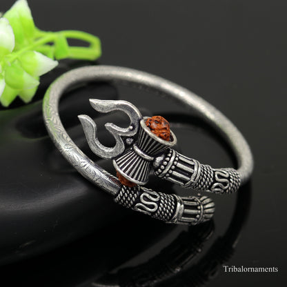 Sterling silver Lord Shiva trident design bangle cuff bracelet, unisex oxidized jewelry with intricate vintage craftsmanship.