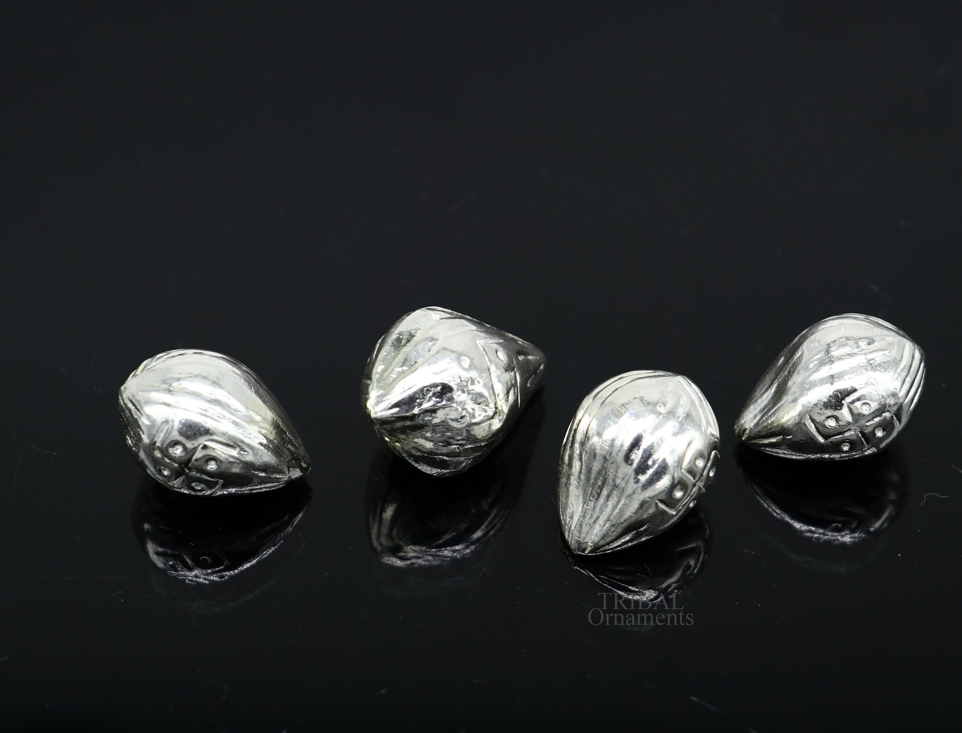 Lot 4 pieces Sterling silver handmade betal palm tree seed , silver Supari, puja article, silver betel worshipping art utensils  su685 - TRIBAL ORNAMENTS