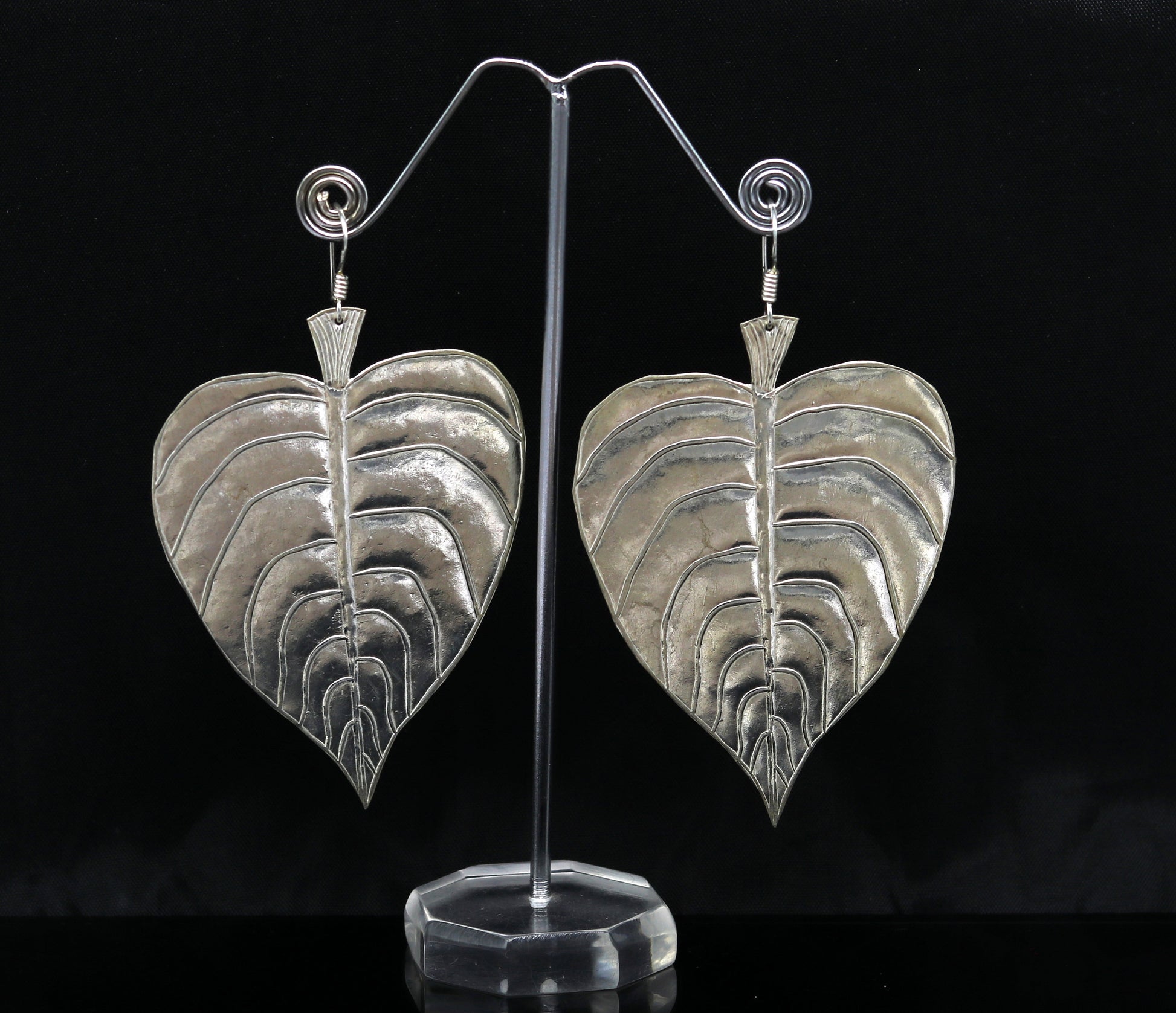 Modern fancy light weight 925 sterling silver heart shape peepal tree leaves style hoops earring customized brides earring jewelry ear489 - TRIBAL ORNAMENTS