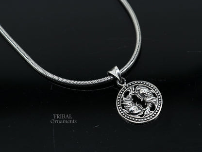 Sterling silver Pisces zodiac sign pendant featuring a modern tribal design, representing the "Meen Rashi" horoscope jewelry piece.