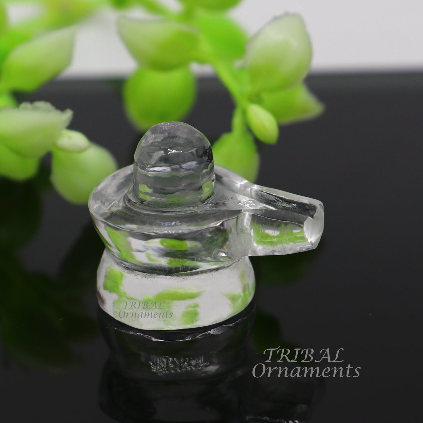 Natural sphatik crystal stone divine lor shiva lingam statue, amazing sphatik lingam puja article for wealth and prosperity stna28 - TRIBAL ORNAMENTS