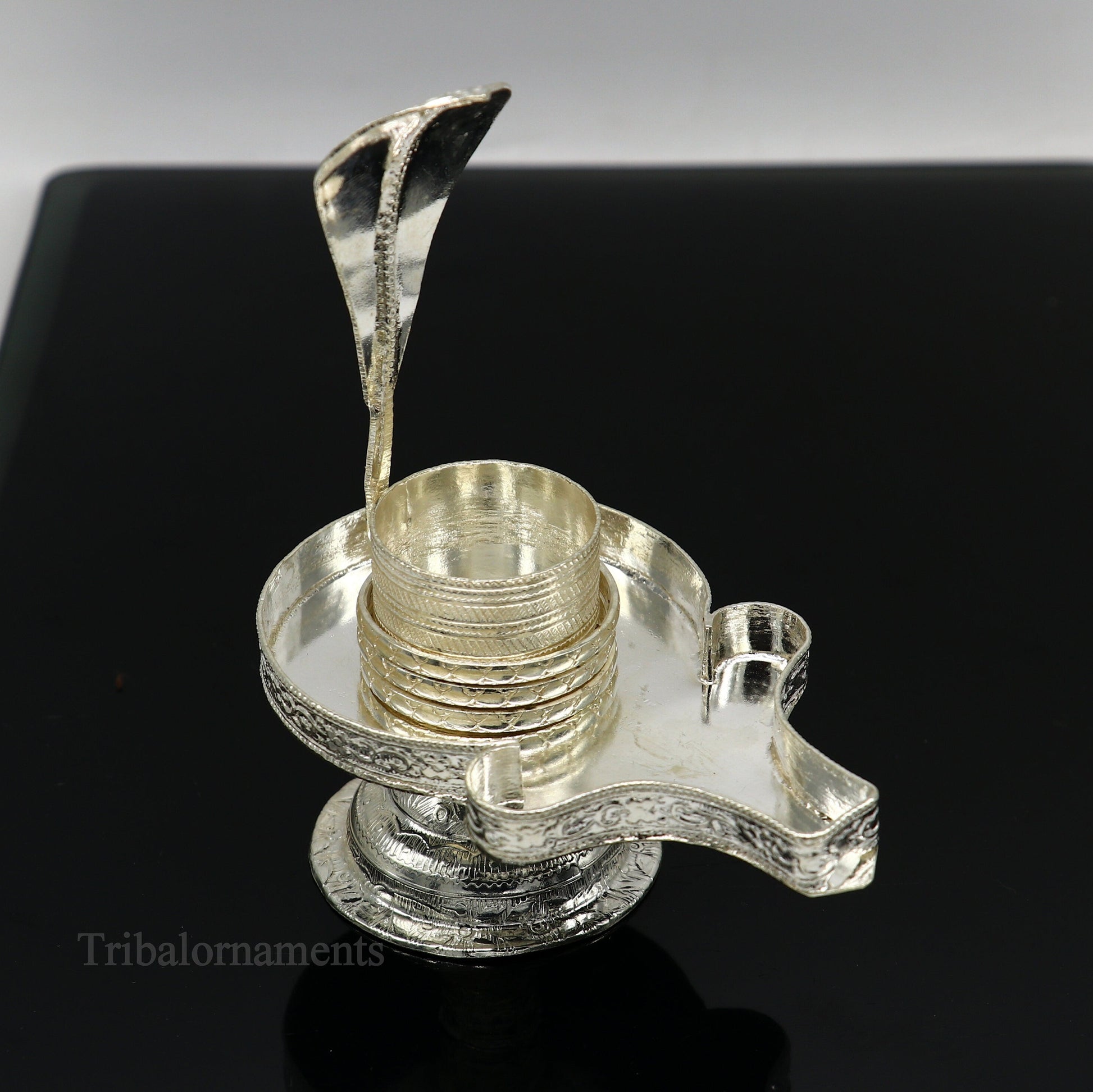 Pure 925 sterling silver Lord Shiva Lingam stand, decorative Jalheri for holding Shiva Lingam in home temple puja setup.