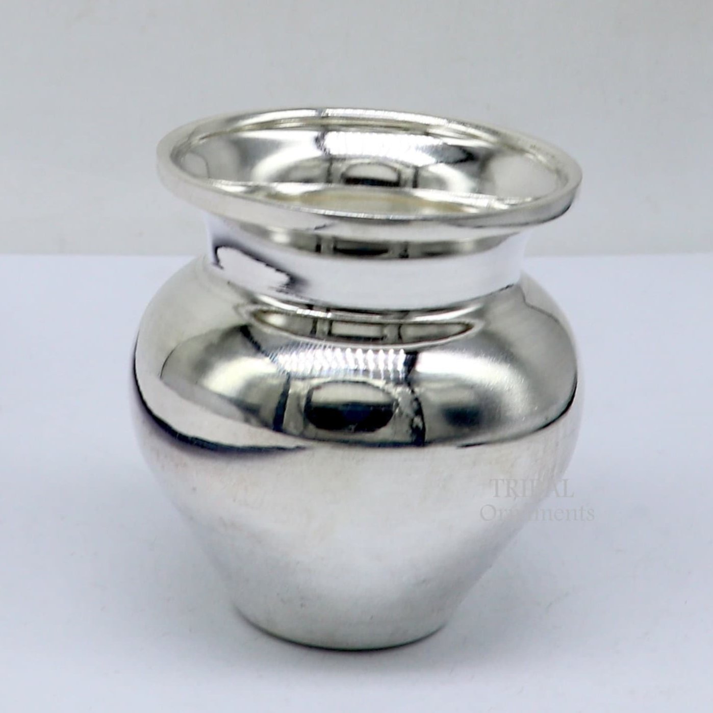 Pure 925 sterling silver handmade plain small Kalash or pot, unique special silver puja article, water or milk kalash pot india su1020 - TRIBAL ORNAMENTS
