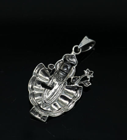 925 sterling silver Lord Krishna Shrinathji pendant, handmade Hindu god jewelry, unisex designer gift from Tribal Ornaments