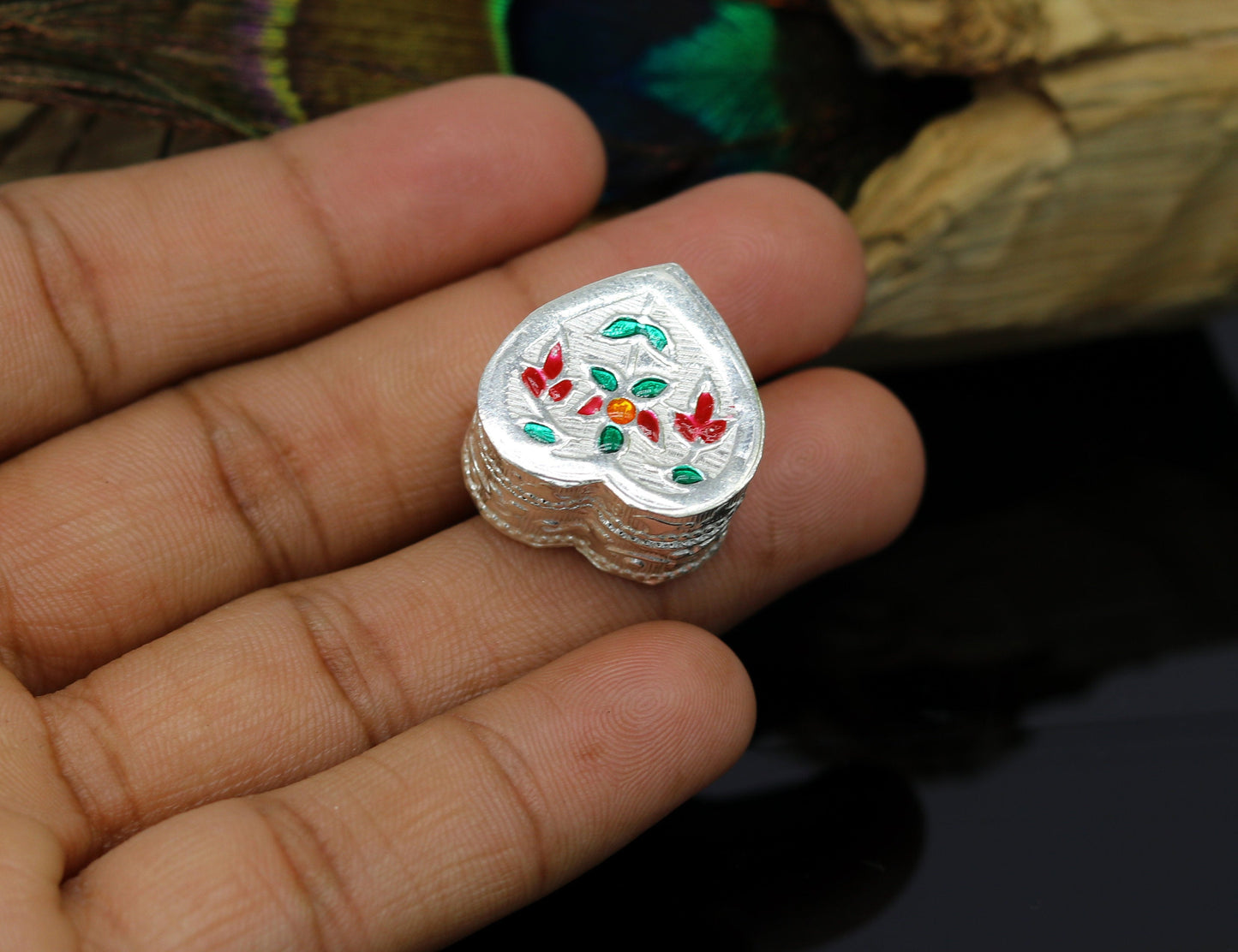 Sindur box 925 sterling silver handmade gorgeous heart shape small eyes kajal box, trinket box, casket box, container box, silver article stb80 - TRIBAL ORNAMENTS