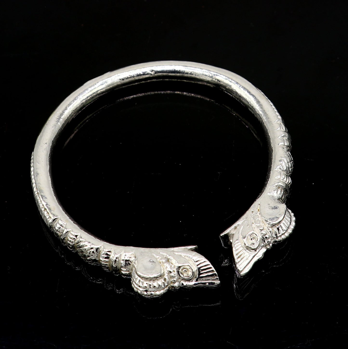 Solid 925 silver crocodile design bangle cuff bracelet for men, handcrafted vintage style by TRIBAL ORNAMENTS.