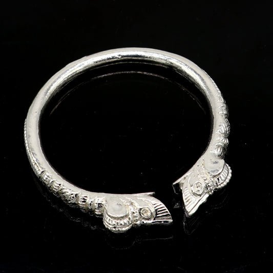 Solid 925 silver crocodile design bangle cuff bracelet for men, handcrafted vintage style by TRIBAL ORNAMENTS.