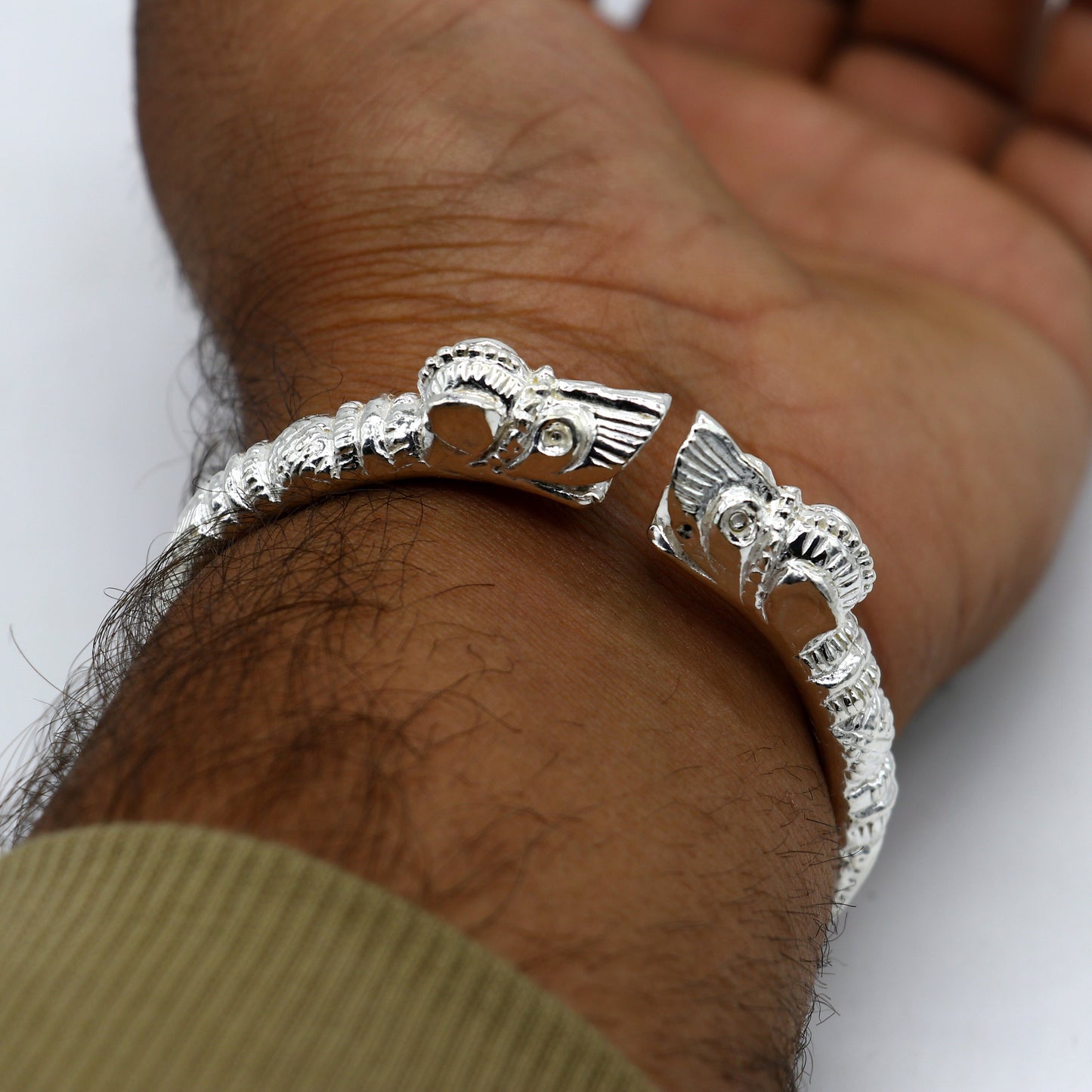 Solid 925 silver crocodile design bangle cuff bracelet for men, handcrafted vintage style by TRIBAL ORNAMENTS.