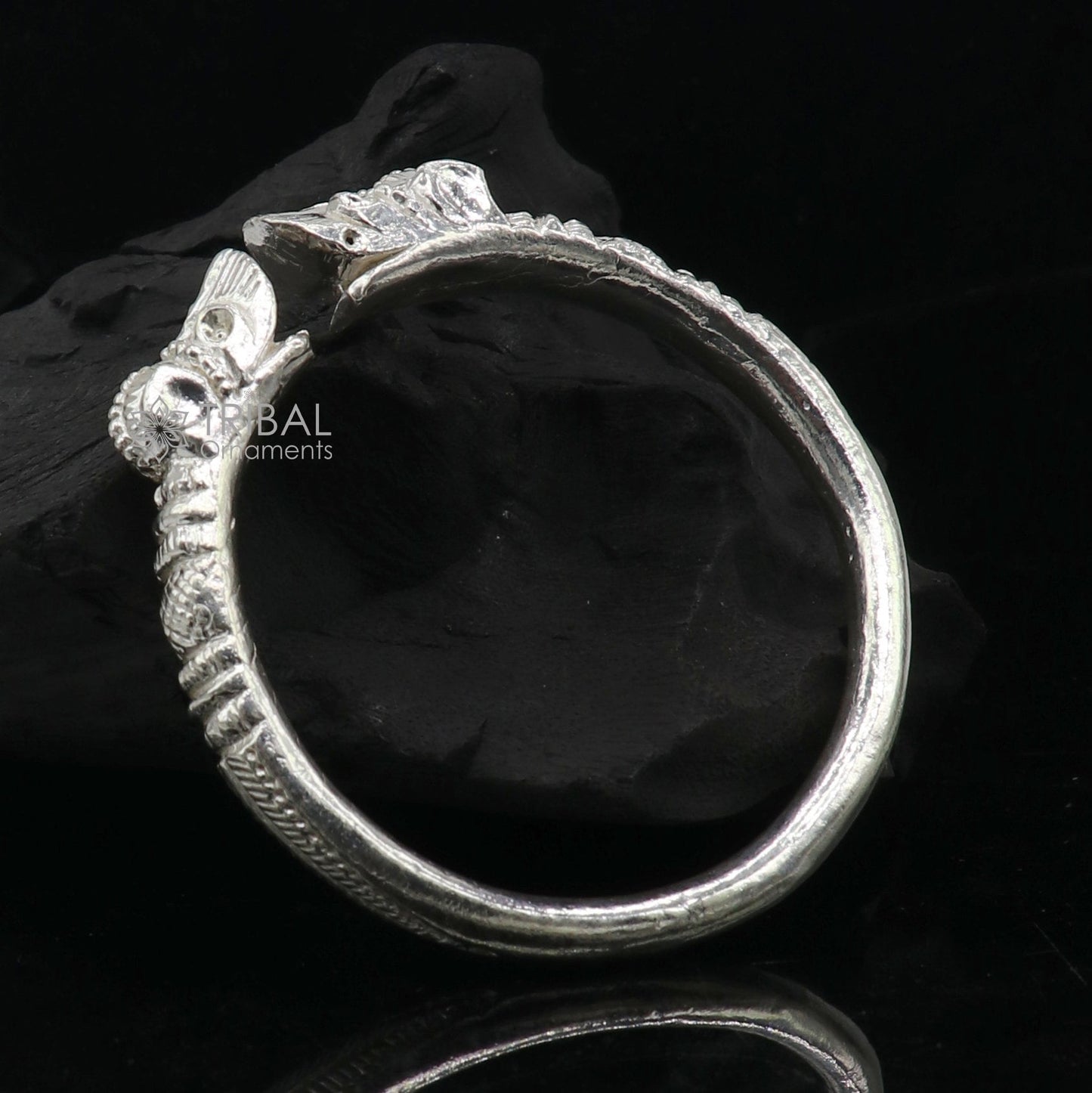 Solid 925 silver crocodile design cuff bracelet for men, handcrafted tribal jewelry with adjustable fit and vintage style.