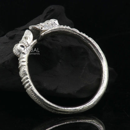 Solid 925 silver crocodile design cuff bracelet for men, handcrafted tribal jewelry with adjustable fit and vintage style.