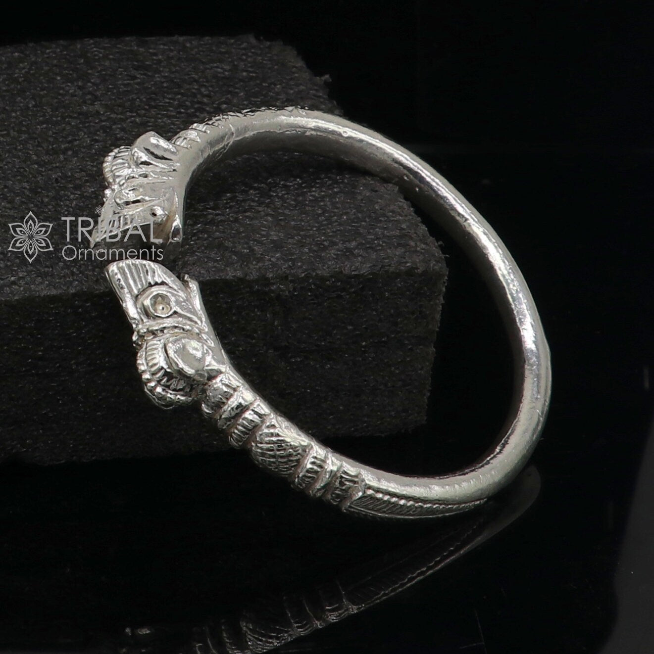 Solid 925 silver crocodile design bangle cuff bracelet for men, handcrafted vintage-style jewelry, adjustable tribal ornament.