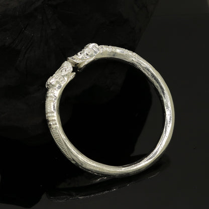 Solid silver crocodile design bangle cuff for men, handcrafted, vintage-style, adjustable tribal jewelry by TRIBAL ORNAMENTS.