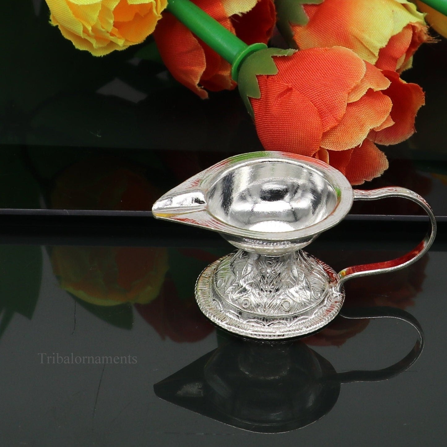 Solid silver handmade elegant kappor dani , silver home temple utensils, silver diya, deepak, silver single joth kapoor Aarti art su14 - TRIBAL ORNAMENTS