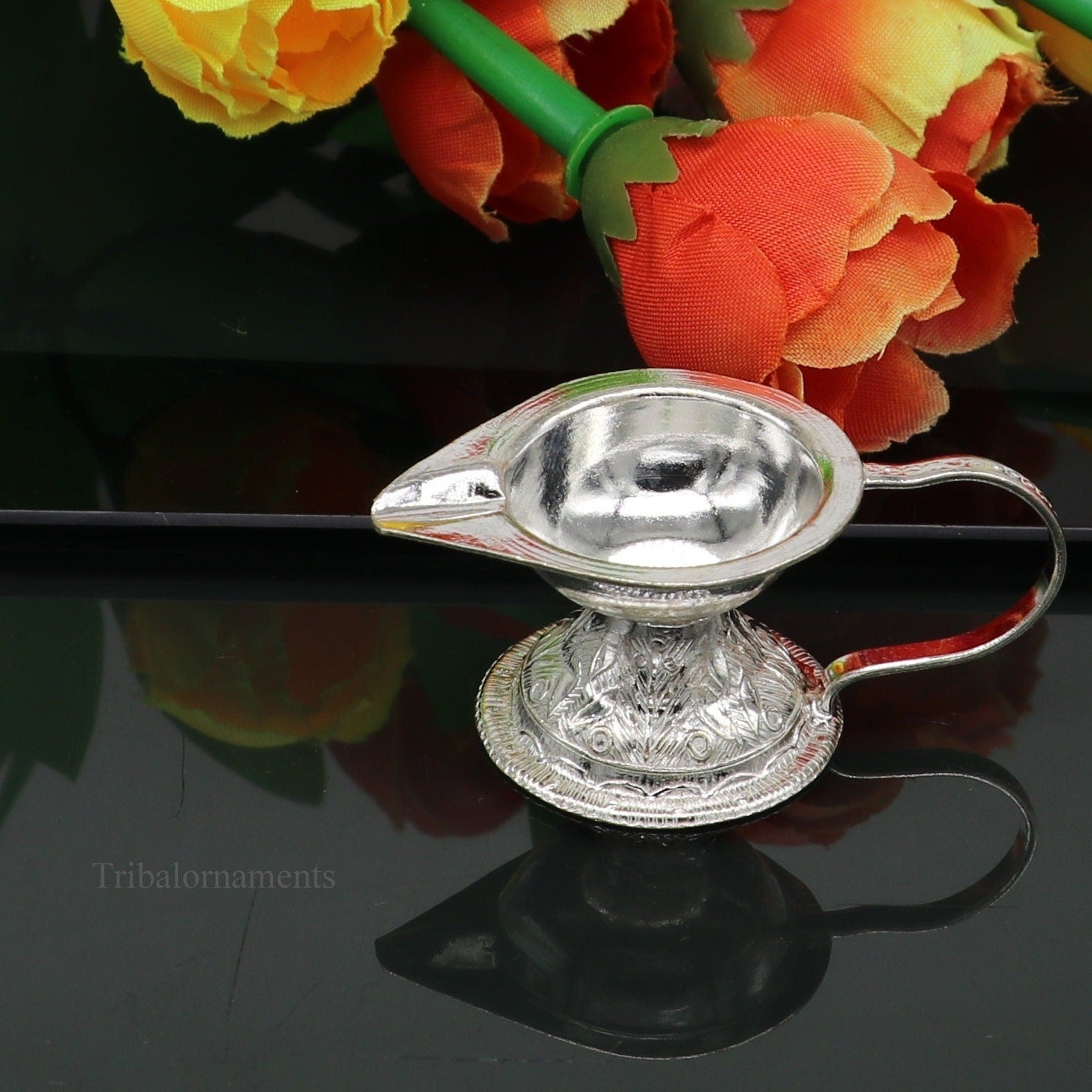 Solid silver handmade elegant kappor dani , silver home temple utensils, silver diya, deepak, silver single joth kapoor Aarti art su14 - TRIBAL ORNAMENTS