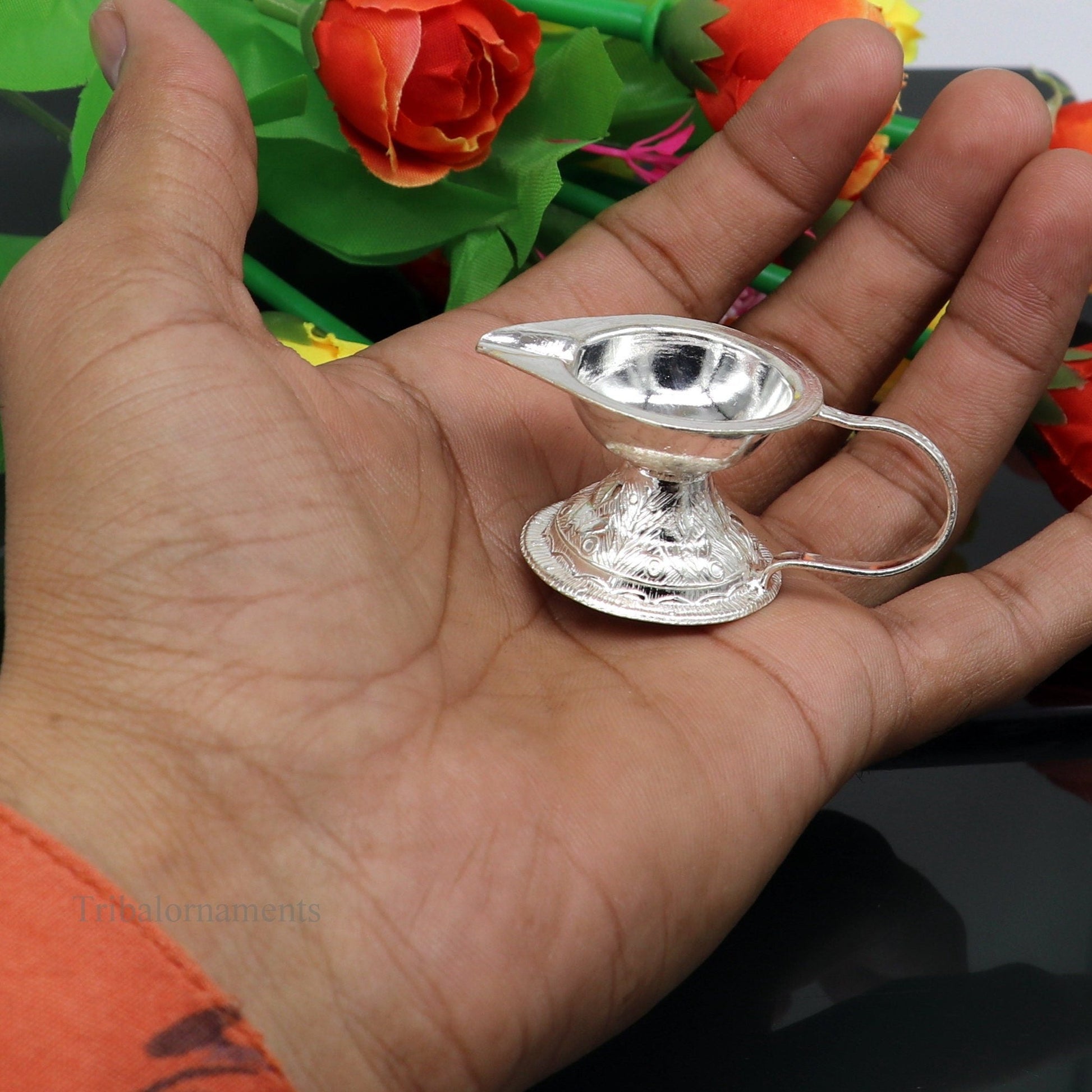 Solid silver handmade elegant kappor dani , silver home temple utensils, silver diya, deepak, silver single joth kapoor Aarti art su14 - TRIBAL ORNAMENTS