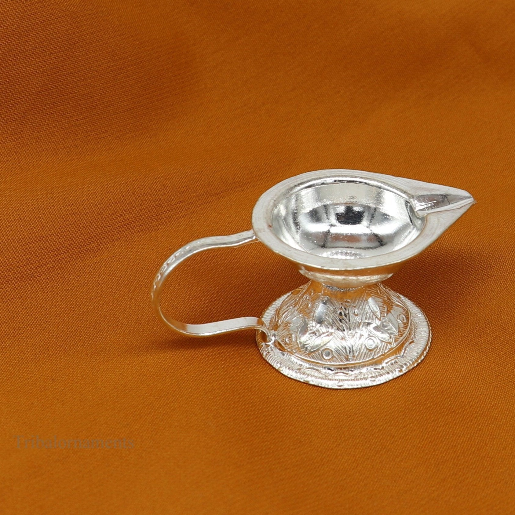 Solid silver handmade elegant kappor dani , silver home temple utensils, silver diya, deepak, silver single joth kapoor Aarti art su14 - TRIBAL ORNAMENTS