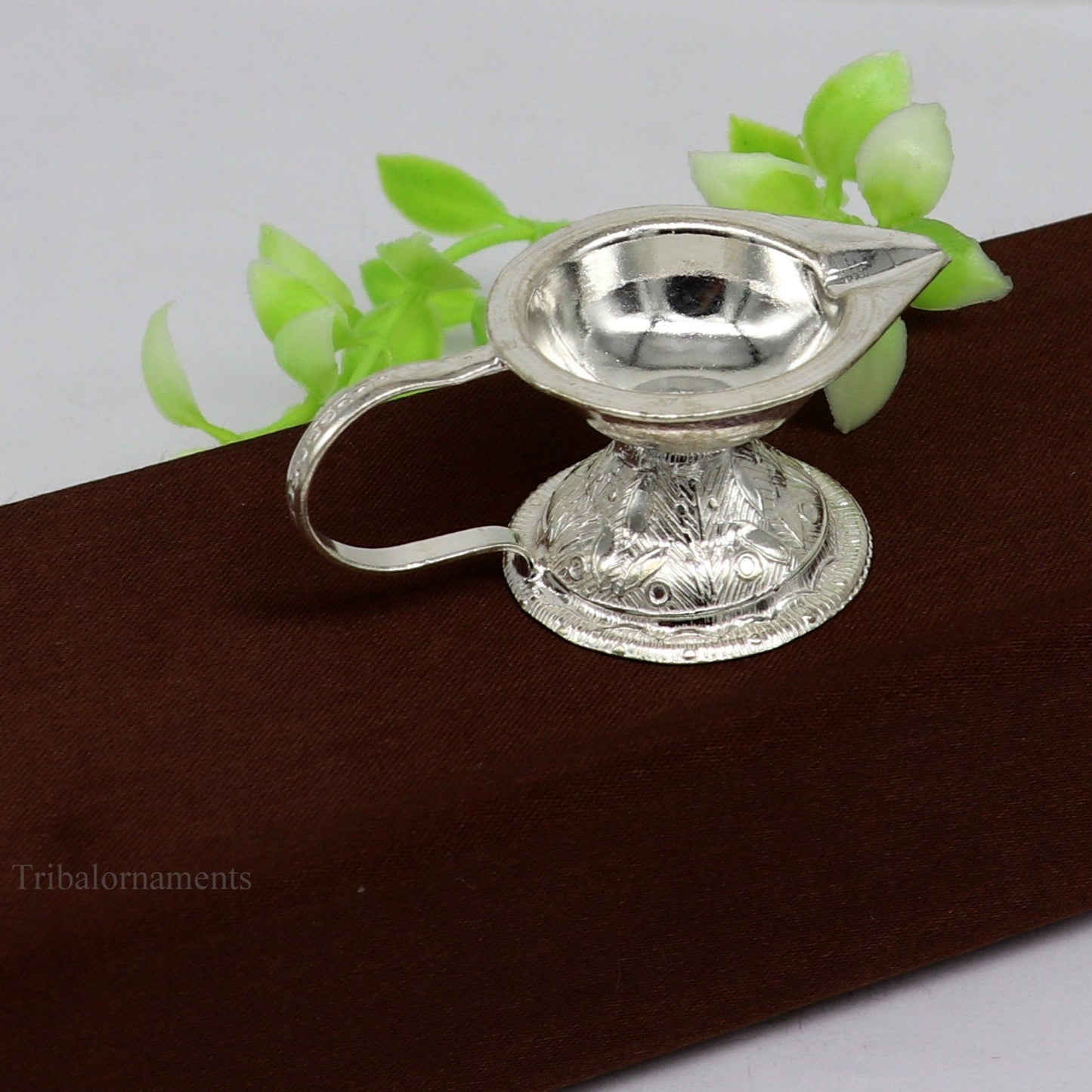 Solid silver handmade elegant kappor dani , silver home temple utensils, silver diya, deepak, silver single joth kapoor Aarti art su14 - TRIBAL ORNAMENTS