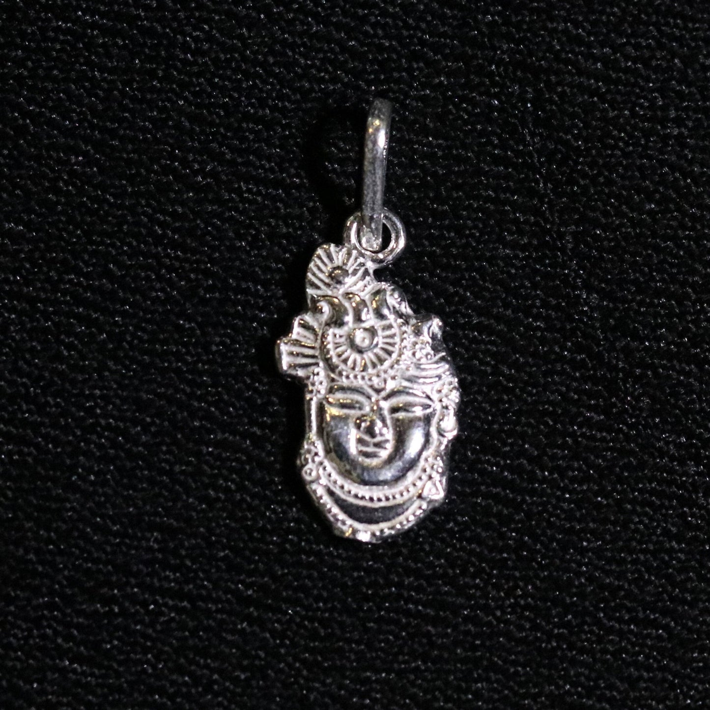 Solid silver handmade indian idol vishnu shreenathji pendant from rajasthan India god shree krishna pendant locket nsp03 - TRIBAL ORNAMENTS