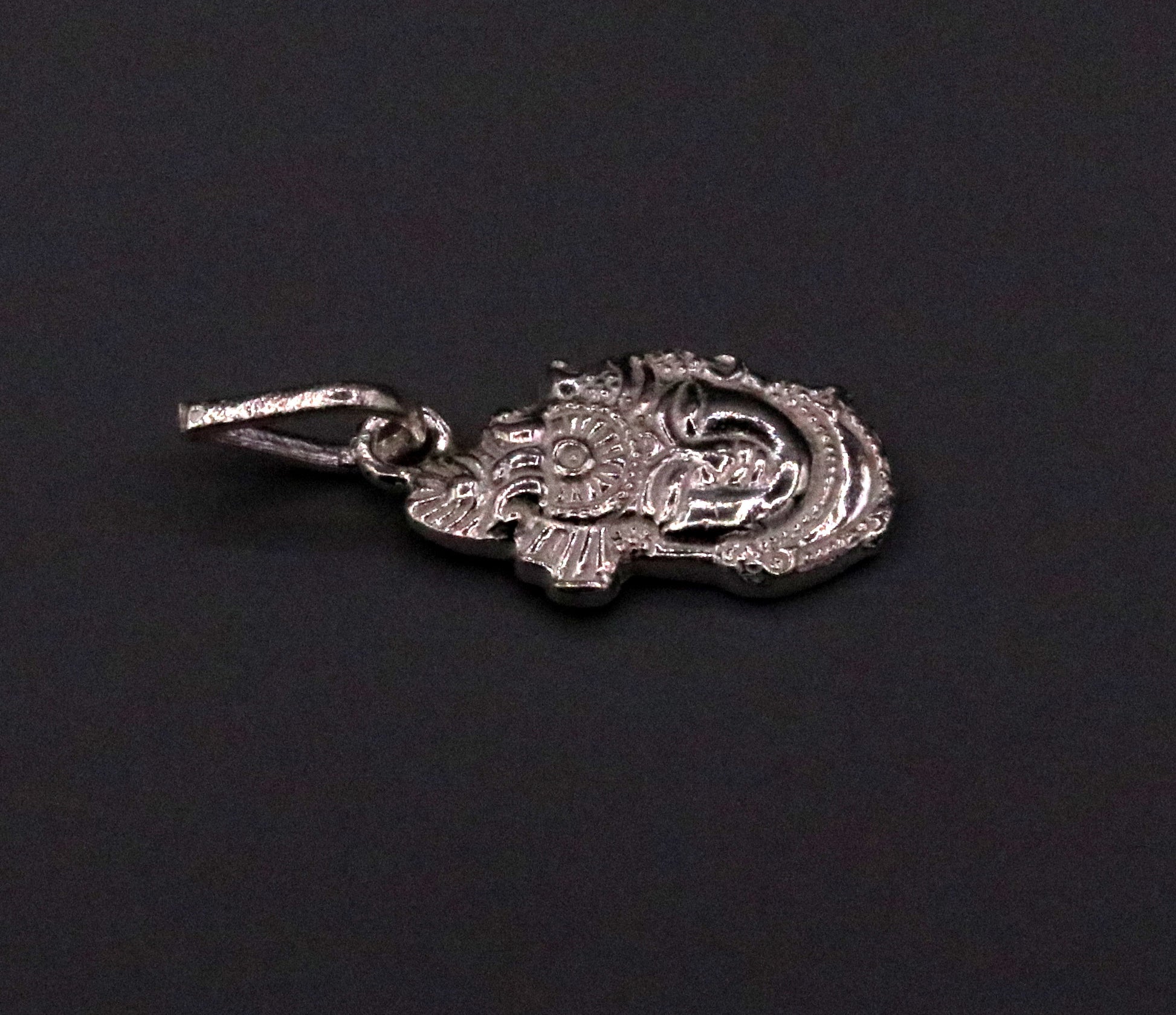 Solid silver handmade indian idol vishnu shreenathji pendant from rajasthan India god shree krishna pendant locket nsp03 - TRIBAL ORNAMENTS