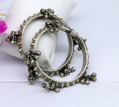 Solid silver vintage Banjara bangle bracelet with jingling bells, traditional Indian tribal jewelry for girls by TRIBAL ORNAMENTS.