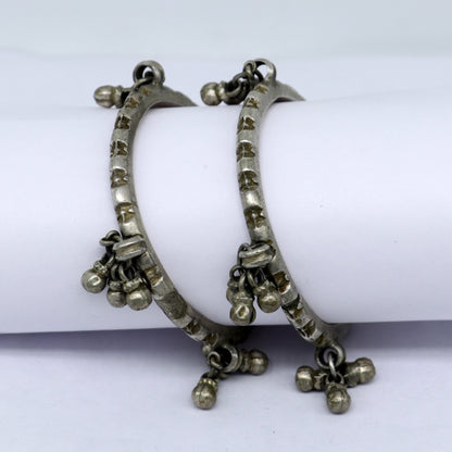 Solid silver vintage Banjara bangle bracelet with jingling bells, traditional Indian tribal jewelry for girls by TRIBAL ORNAMENTS.
