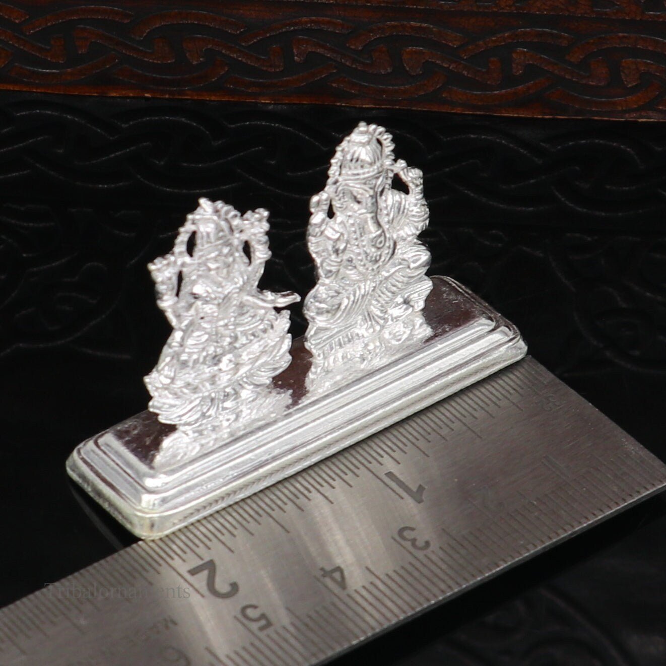 Solid Sterling silver handmade customized Hindu idols Laxmi and Ganesha statue, puja article figurine, home décor puja Articles india art47 - TRIBAL ORNAMENTS