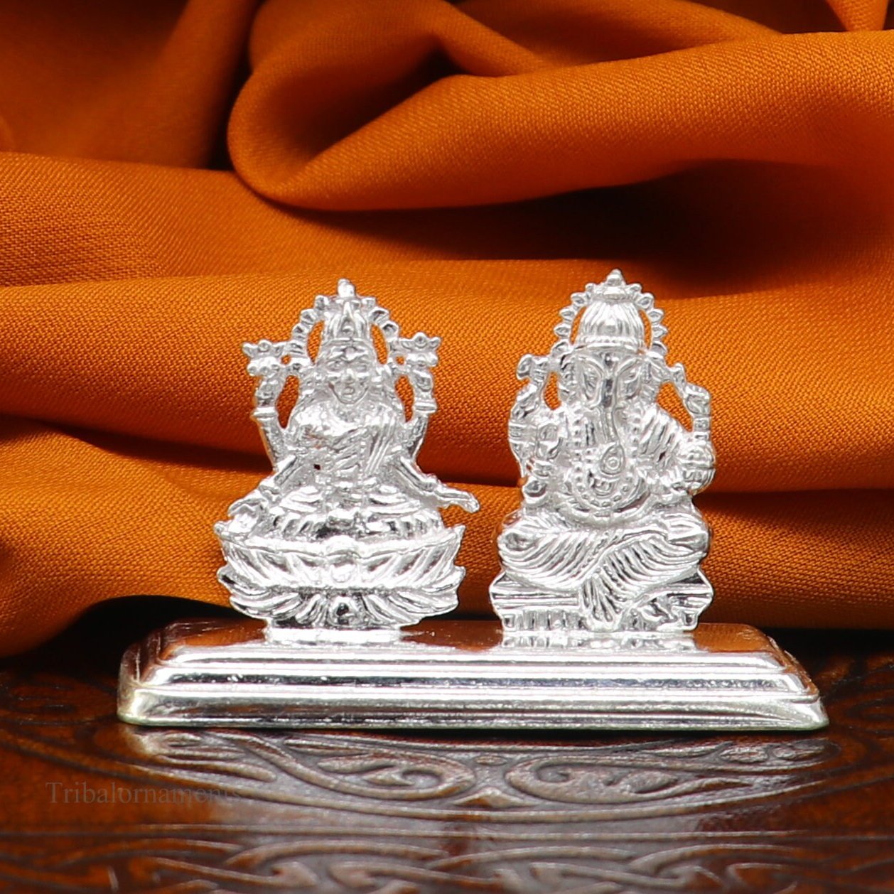 Solid Sterling silver handmade customized Hindu idols Laxmi and Ganesha statue, puja article figurine, home décor puja Articles india art47 - TRIBAL ORNAMENTS