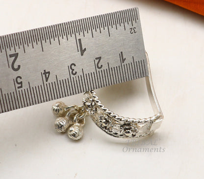 Sterling silver handmade vintage toe and thumb ring with tribal antique design, perfect for foot and belly dance jewelry.