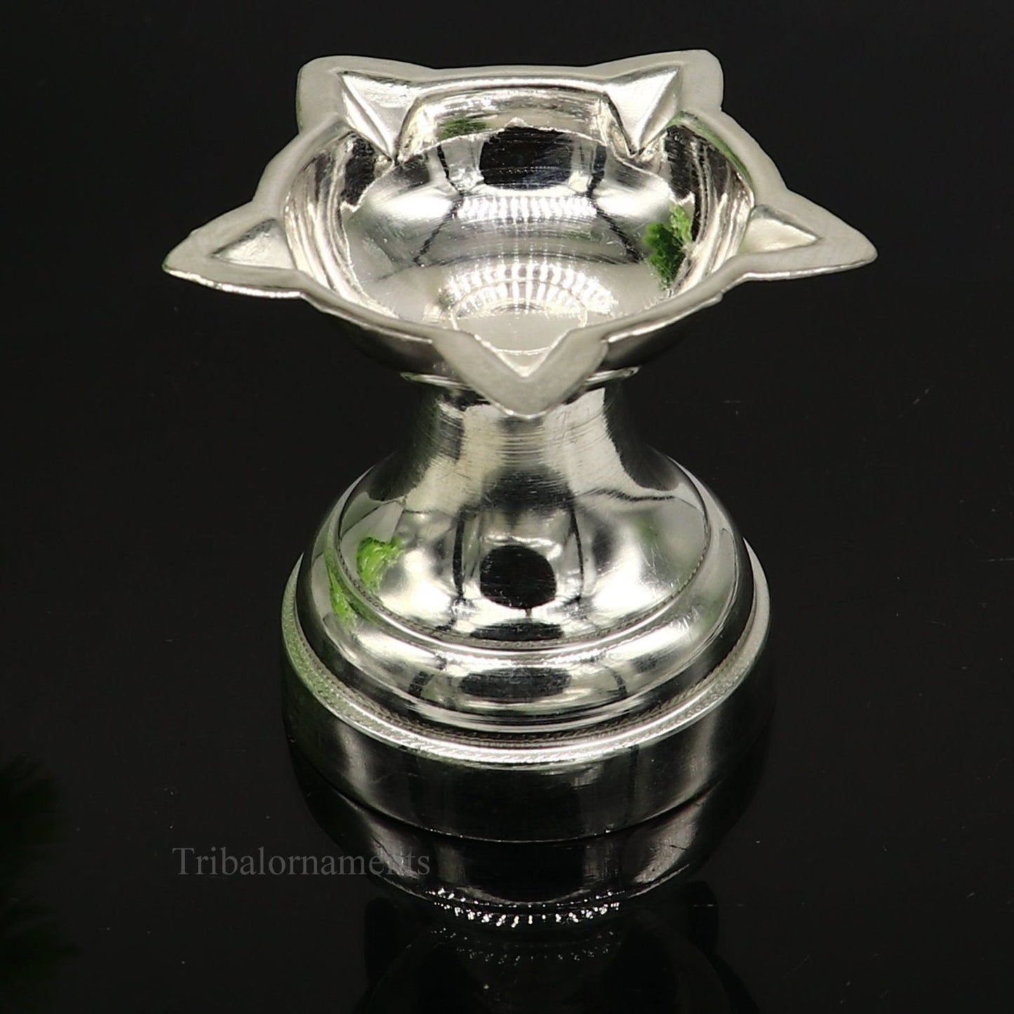solid sterling silver handmade elegant oil lamp, silver home temple utensils, silver diya, deepak, silver utensil, silver puja article su404 - TRIBAL ORNAMENTS