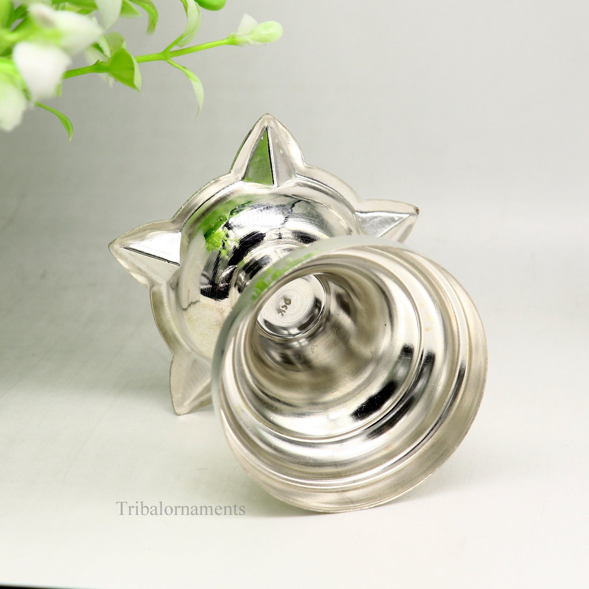 solid sterling silver handmade elegant oil lamp, silver home temple utensils, silver diya, deepak, silver vessels, silver puja article su402 - TRIBAL ORNAMENTS