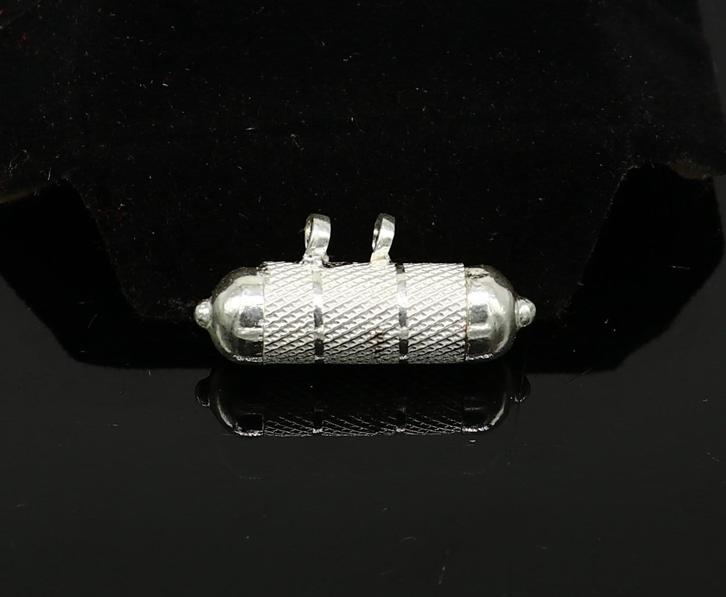 Solid sterling silver handmade gorgeous round shape handmade amulet box pendant, mantra box, silver tabiz , kavacham tribal jewelry ssp682 - TRIBAL ORNAMENTS