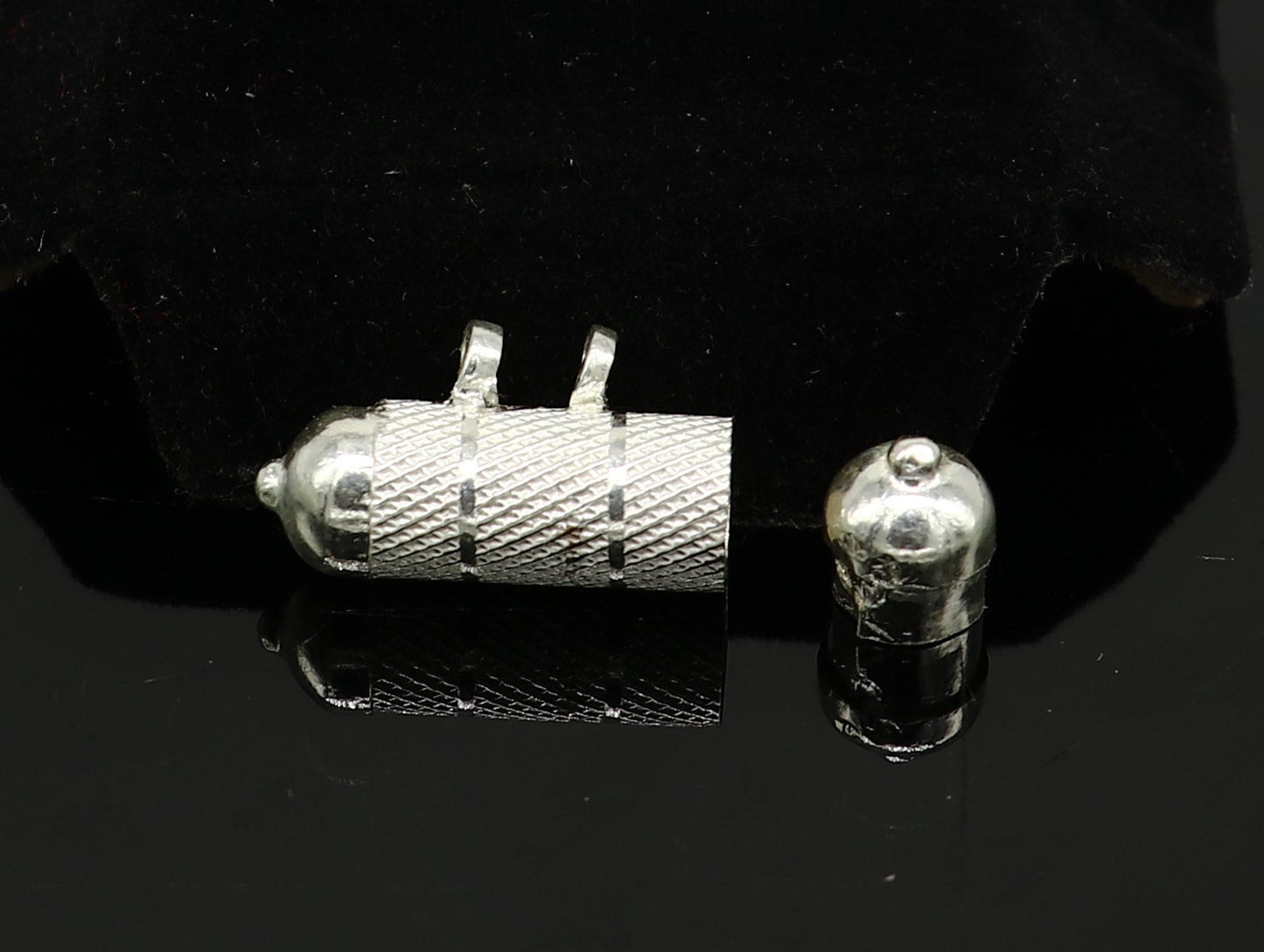 Solid sterling silver handmade gorgeous round shape handmade amulet box pendant, mantra box, silver tabiz , kavacham tribal jewelry ssp682 - TRIBAL ORNAMENTS