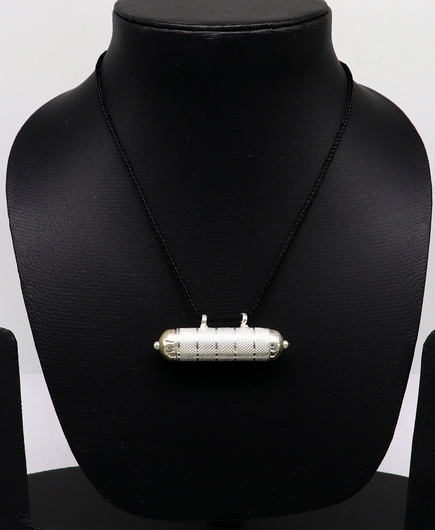 Solid sterling silver handmade gorgeous round shape handmade amulet box pendant, mantra box, silver tabiz/ mascot , kavacham jewelry ssp666 - TRIBAL ORNAMENTS