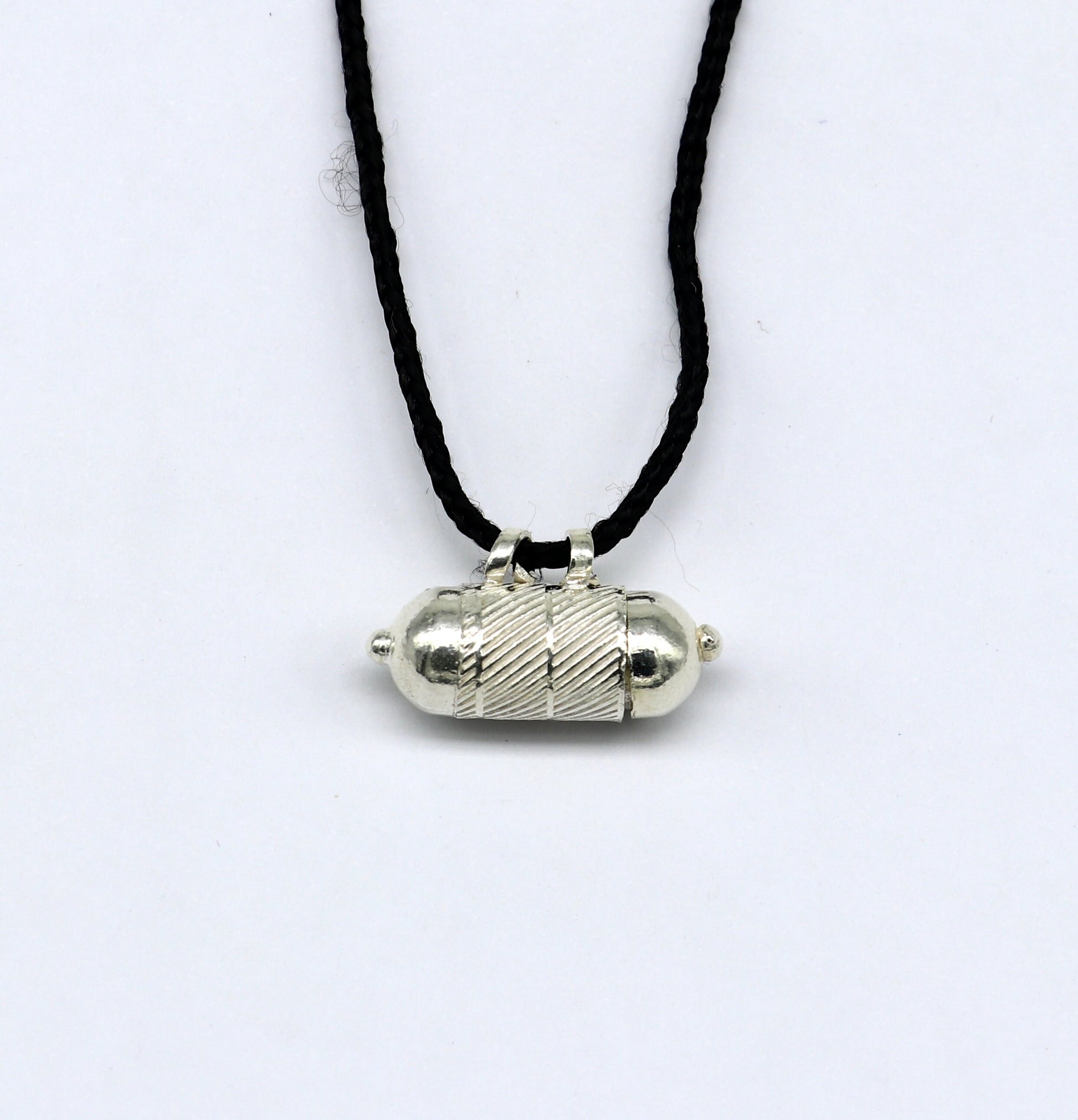 Solid sterling silver handmade gorgeous round shape vintage amulet box pendant, mantra box, silver tabiz , kavacham tribal jewelry ssp677 - TRIBAL ORNAMENTS