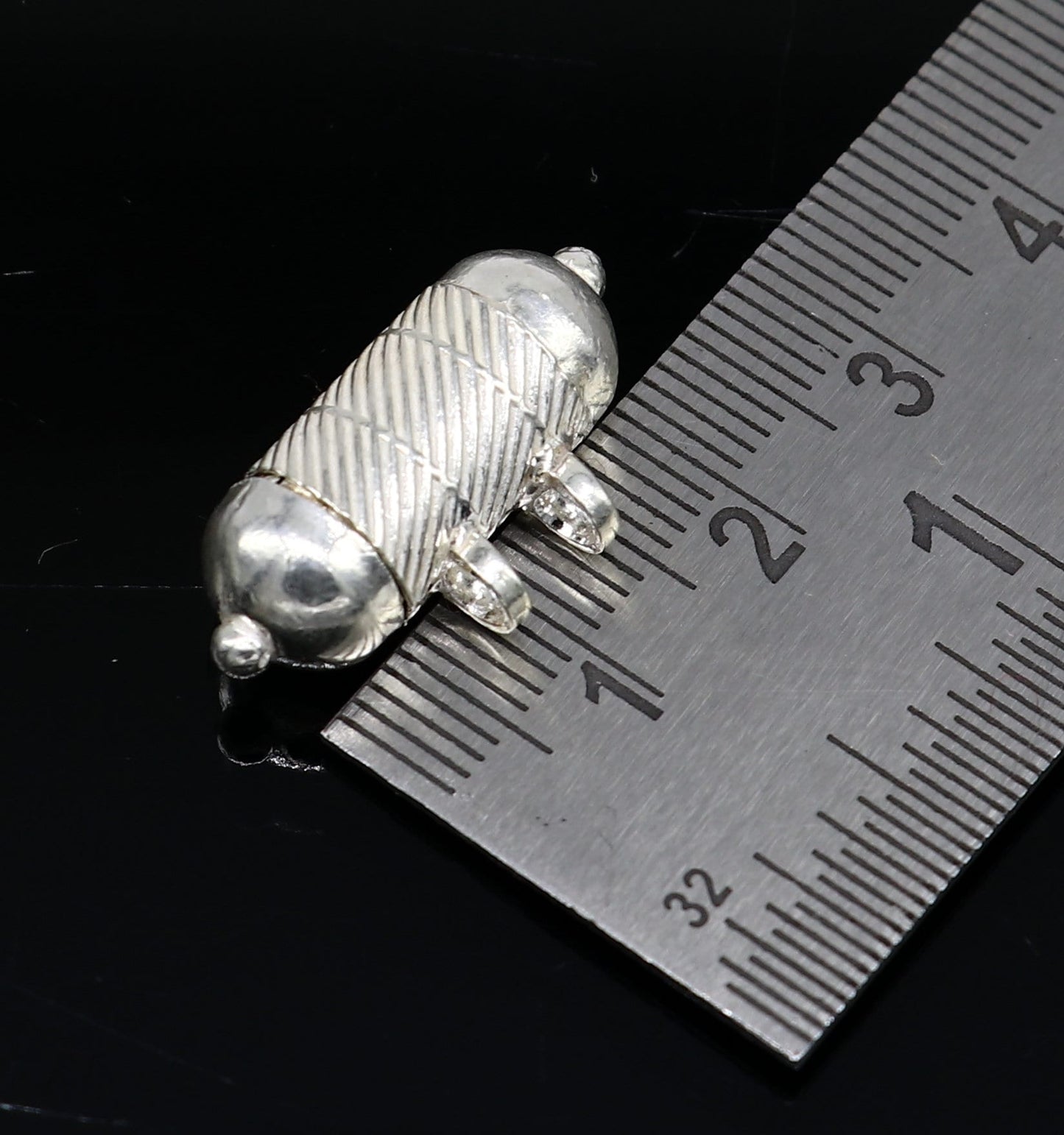 Solid sterling silver handmade gorgeous round shape vintage amulet box pendant, mantra box, silver tabiz , kavacham tribal jewelry ssp681 - TRIBAL ORNAMENTS