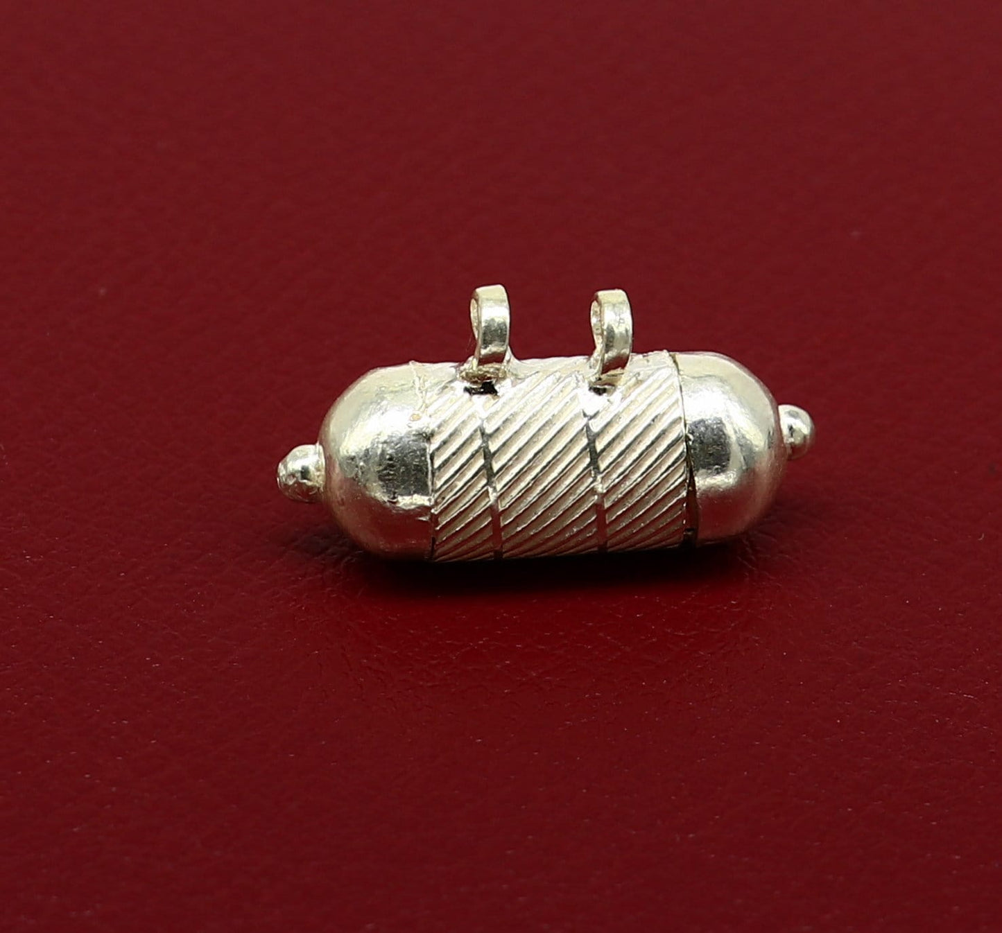 Solid sterling silver handmade gorgeous round shape vintage amulet box pendant, mantra box, silver tabiz , kavacham tribal jewelry ssp681 - TRIBAL ORNAMENTS